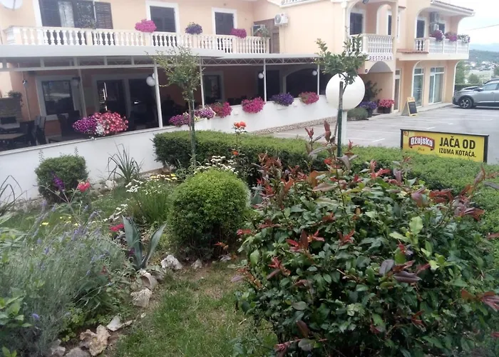 Pansion Restoran Marin Gostinjska kuća Posedarje